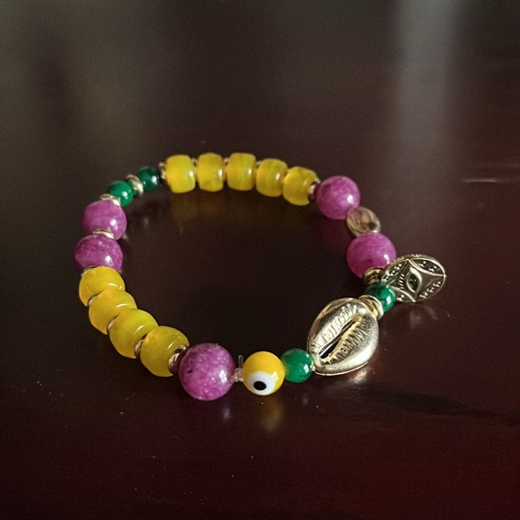 🎁 GIFTED 🎁 Handcrafted Bracelet - Picture 4 of 5